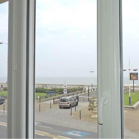 Esplanade Front De Mer 109 1Er Etage Lit Fait Wifi Taxe De Sejour Incluse Le Treport Bagian luar foto