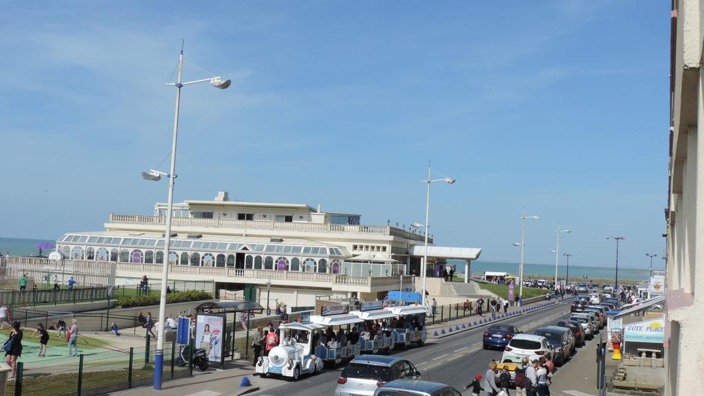 Esplanade Front De Mer 109 1Er Etage Lit Fait Wifi Taxe De Sejour Incluse Le Treport Bagian luar foto